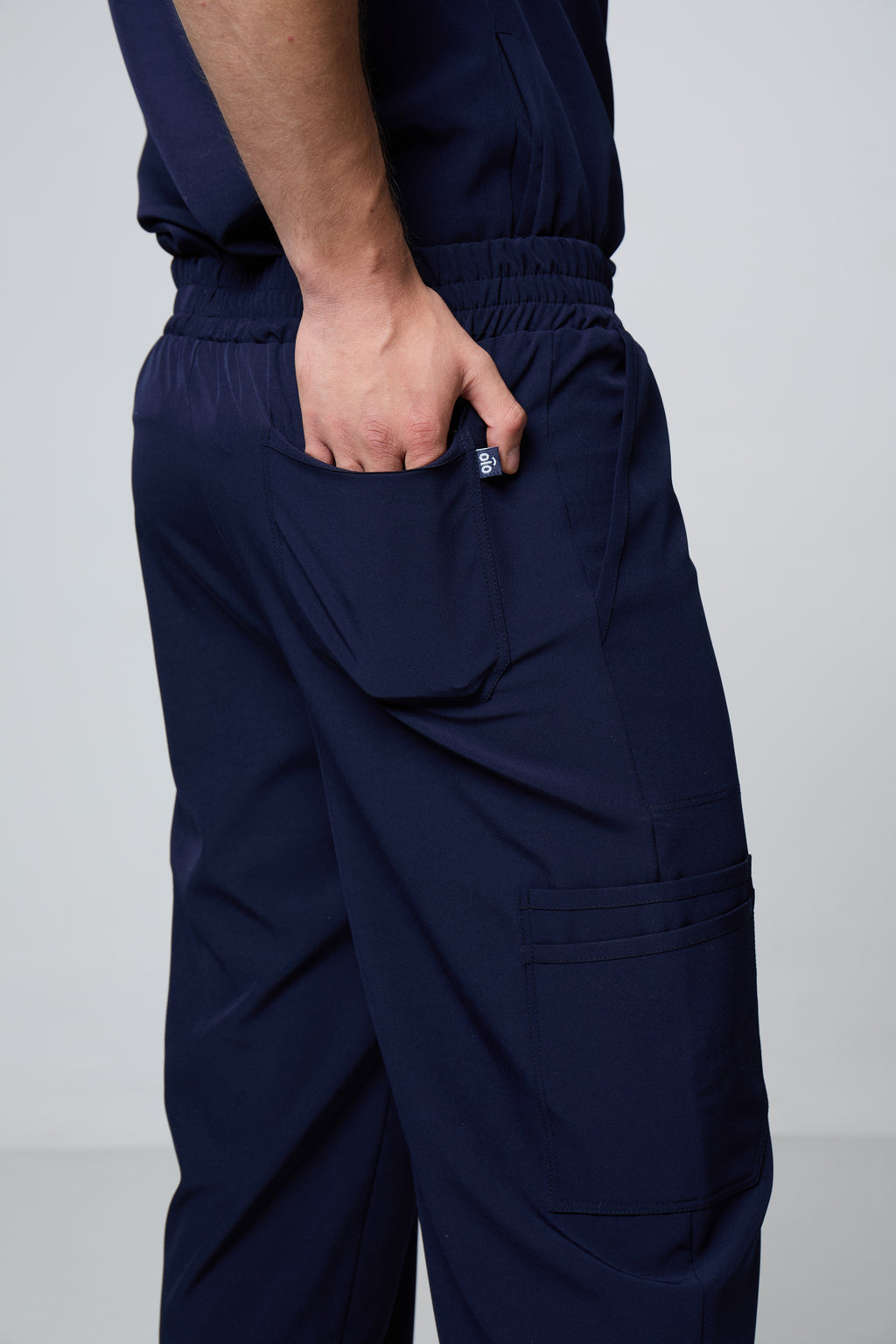 Filipina Cuello "V" Azul Marino