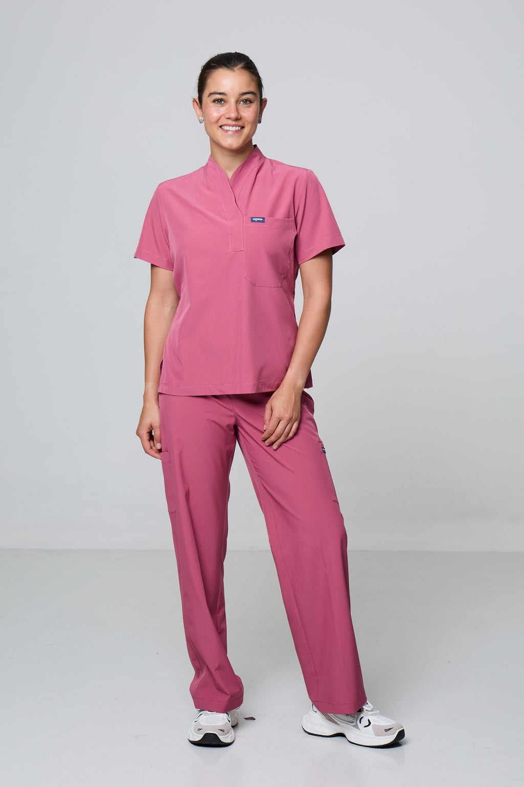 Filipina Cuello Mao Rosa